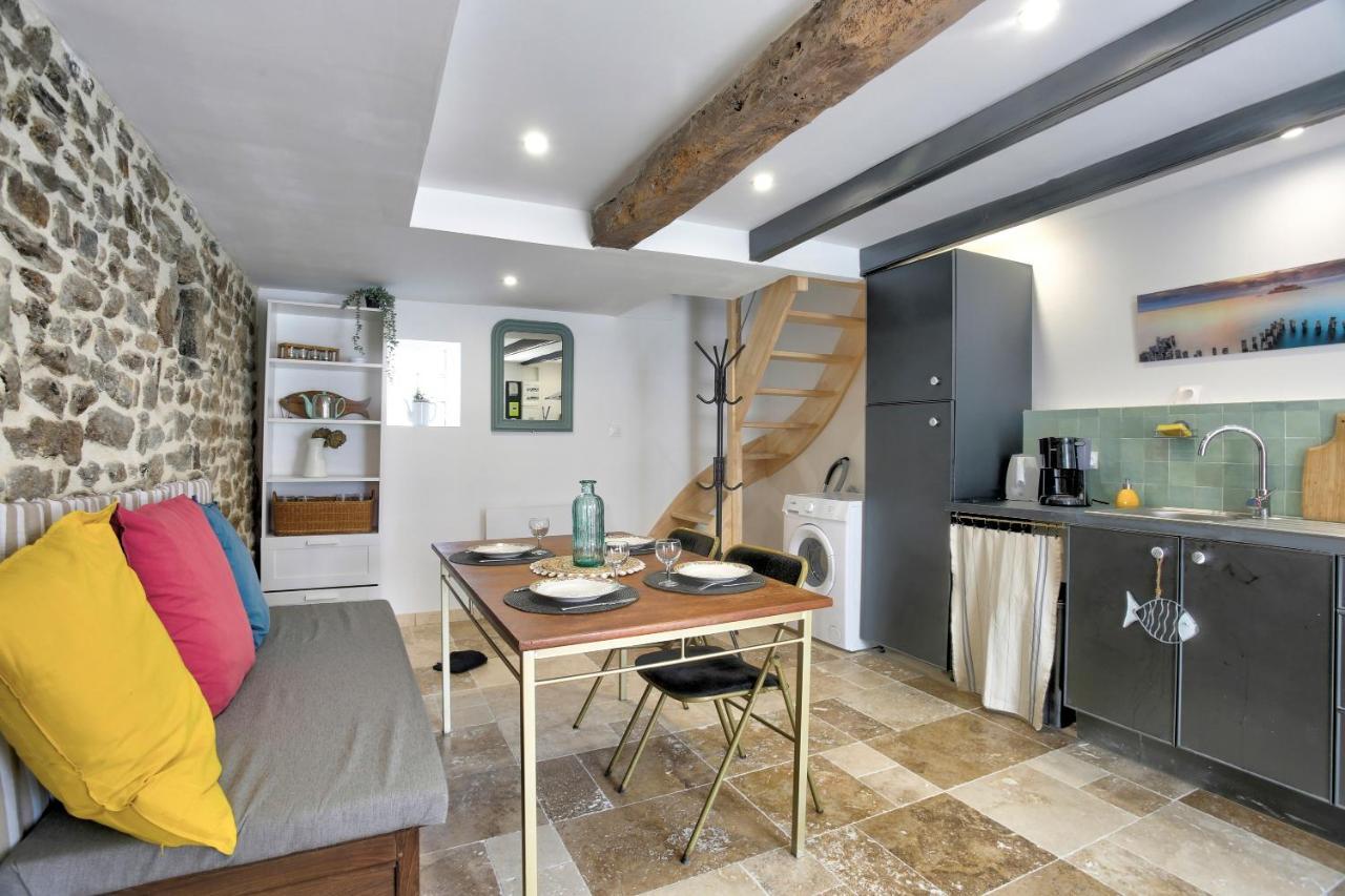 La Quinardais - Charmante Maison Avec Terrasse Saint-Samson-sur-Rance Экстерьер фото