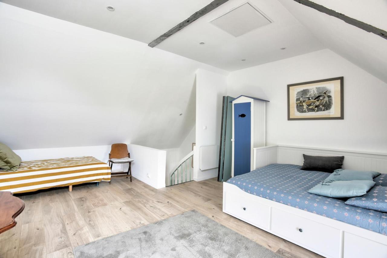 La Quinardais - Charmante Maison Avec Terrasse Saint-Samson-sur-Rance Экстерьер фото